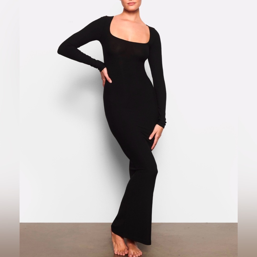 SKIMS *NWT SOFT LOUNGE LONG SLEEVE DRESS | Sz: M